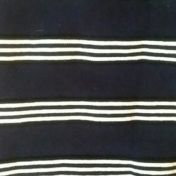 Forever 21 Mini Skirt - Picture 3 of 6